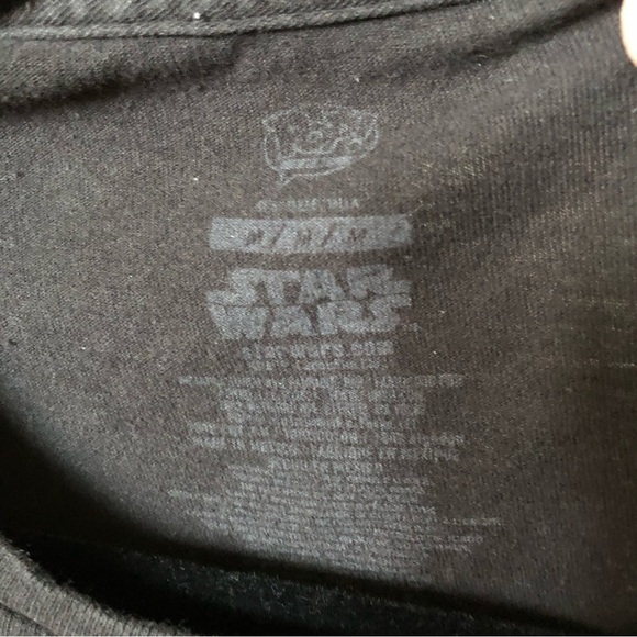 Star Wars: The Mandalorian white short sleeve graphic tee in size M - Picture 4 of 6